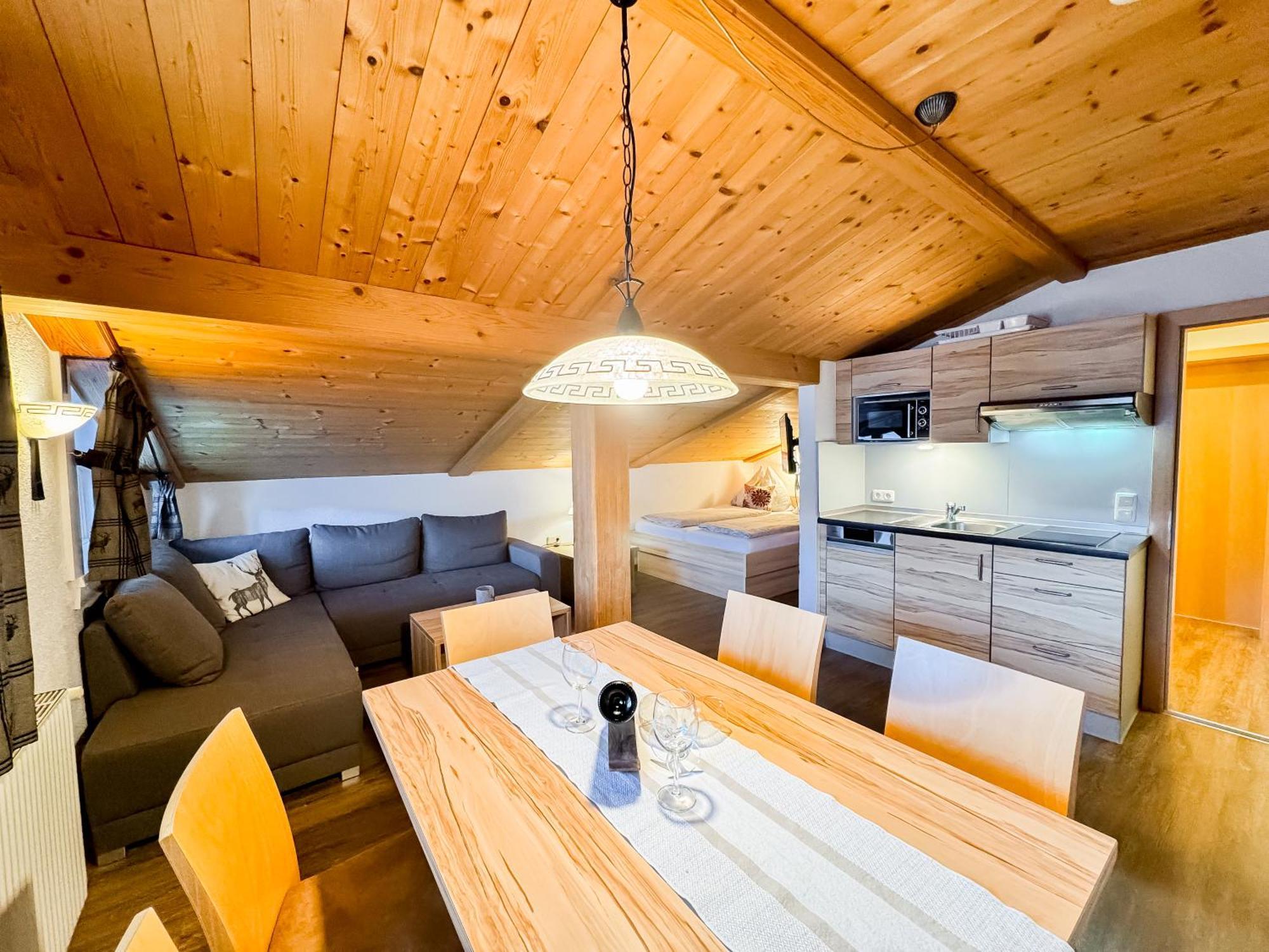 Bergfried Appartements - Ski In Ski Out, Inklusive Sommerkarte, Zentral Mit Ausblick Ueber קפרון מראה חיצוני תמונה