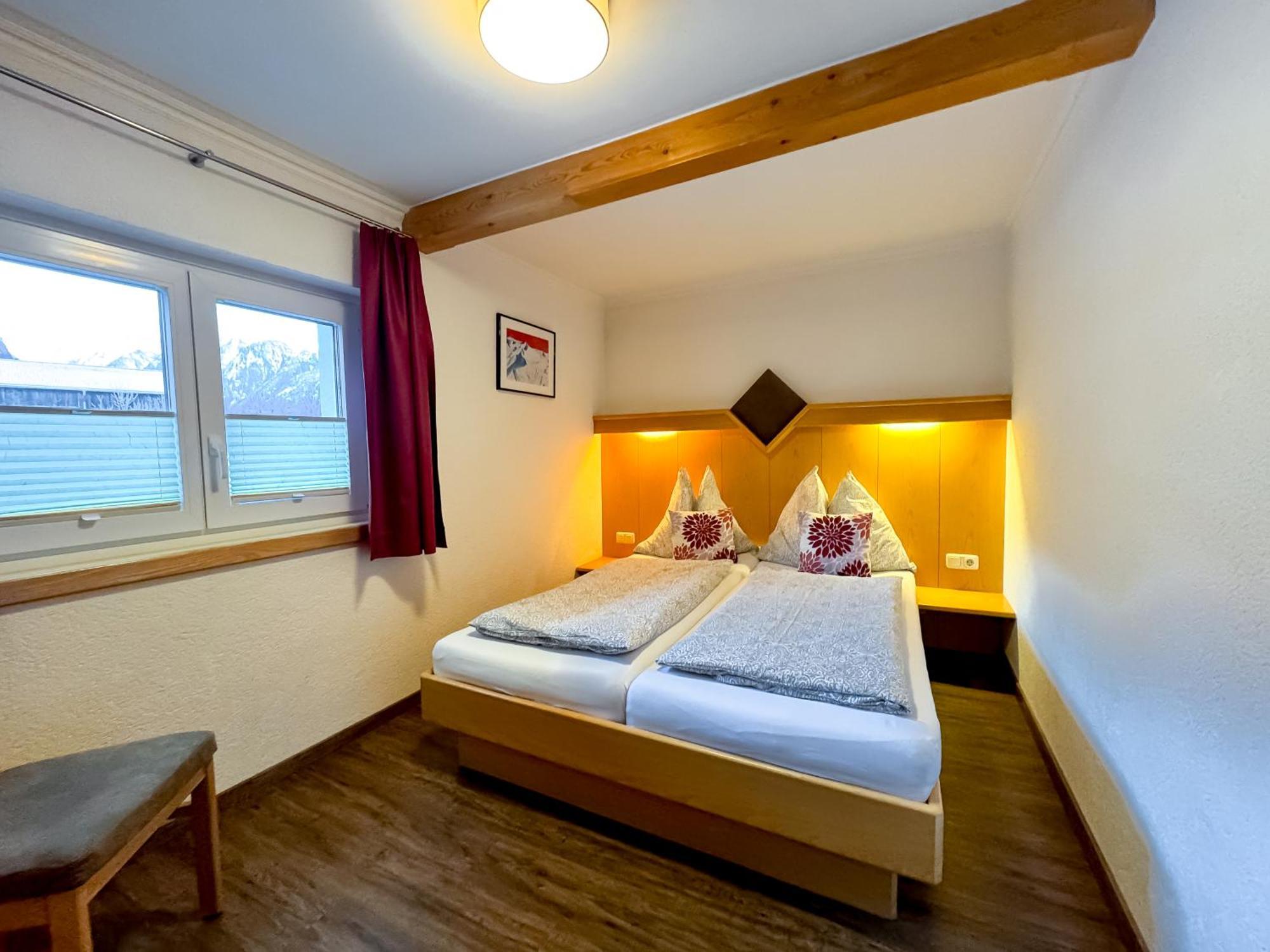 Bergfried Appartements - Ski In Ski Out, Inklusive Sommerkarte, Zentral Mit Ausblick Ueber קפרון מראה חיצוני תמונה