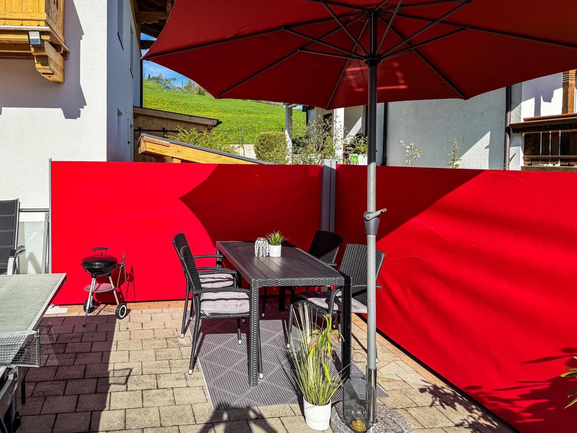 Bergfried Appartements - Ski In Ski Out, Inklusive Sommerkarte, Zentral Mit Ausblick Ueber קפרון מראה חיצוני תמונה